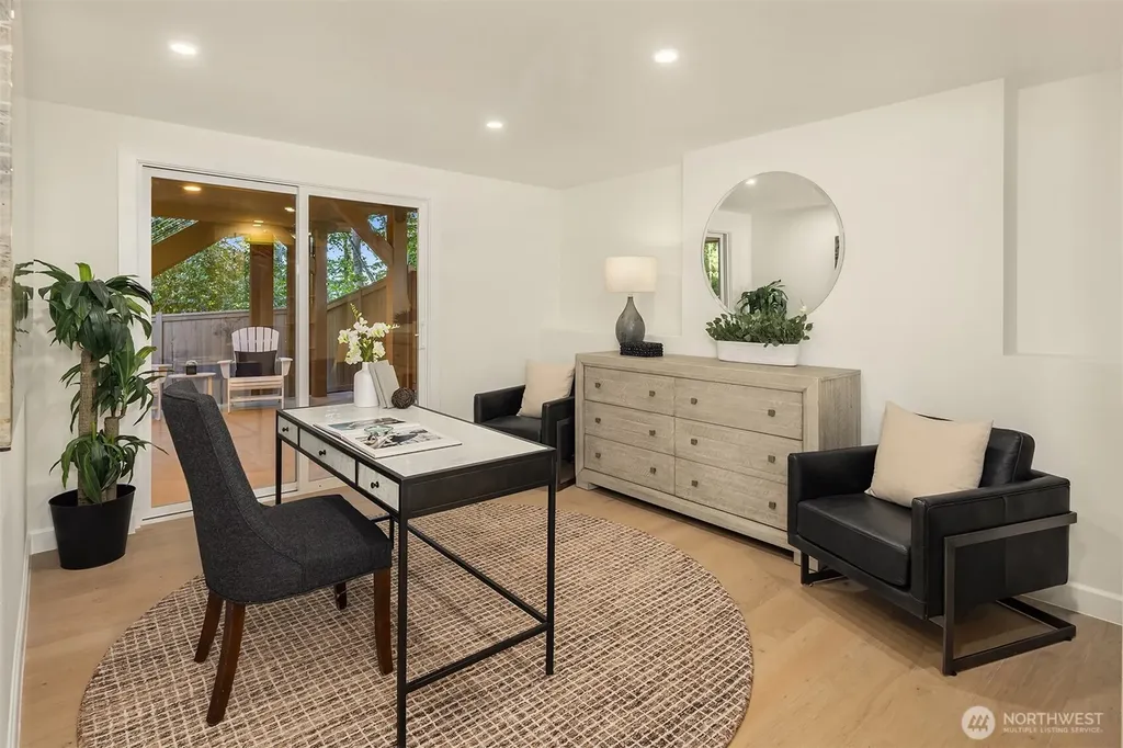 21229 NE 14th Place Sammamish WA 98074