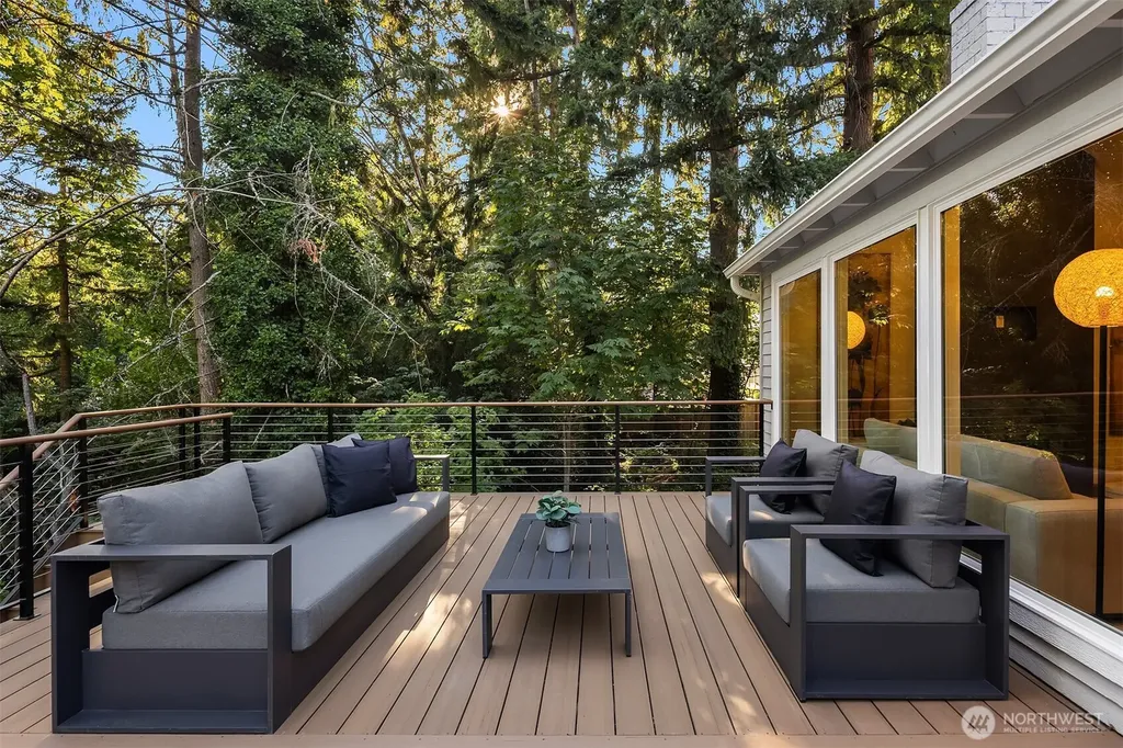 21229 NE 14th Place Sammamish WA 98074