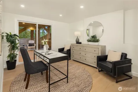 21229 NE 14th Place Sammamish WA 98074