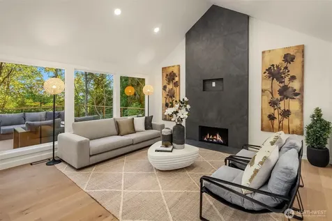 21229 NE 14th Place Sammamish WA 98074