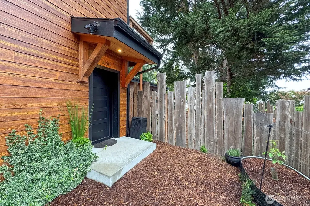 392 Buckloop Road Sequim WA 98382
