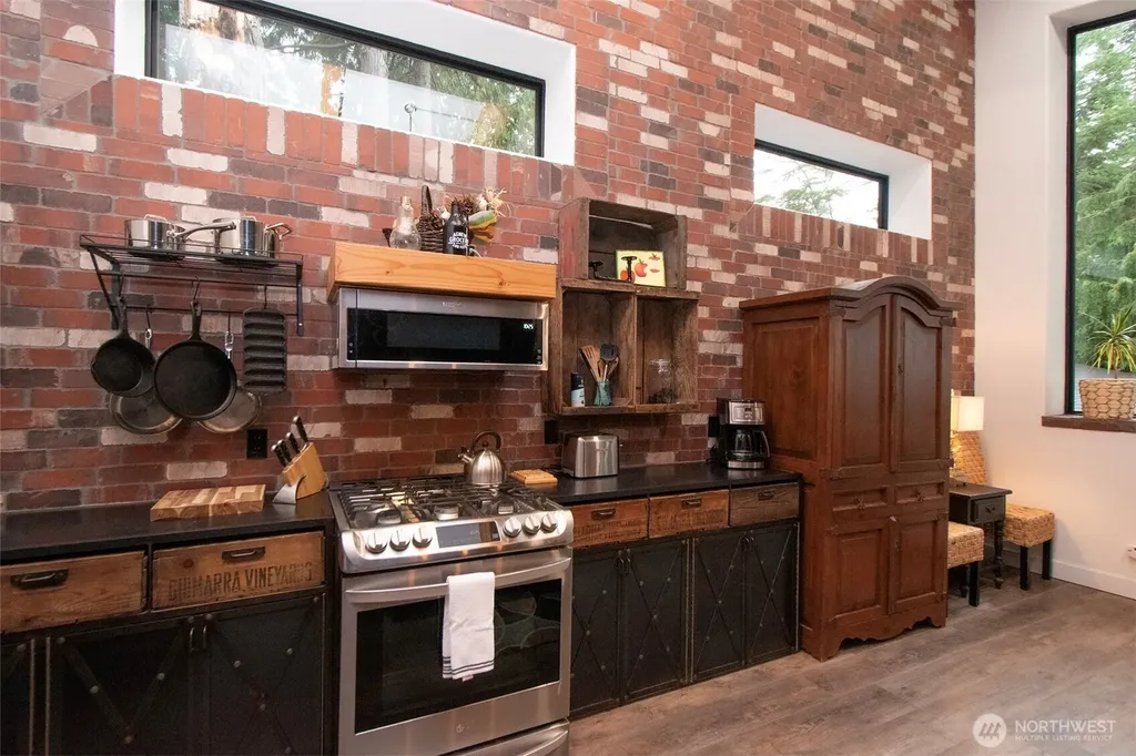 392 Buckloop Road Sequim WA 98382