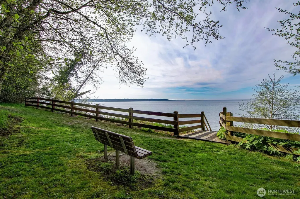 392 Buckloop Road Sequim WA 98382