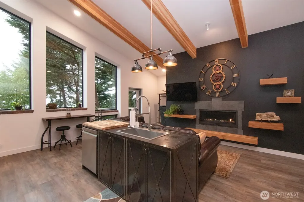 392 Buckloop Road Sequim WA 98382