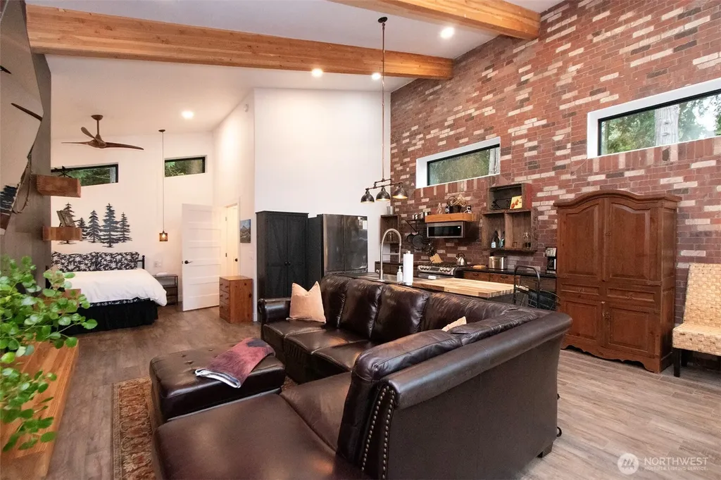 392 Buckloop Road Sequim WA 98382
