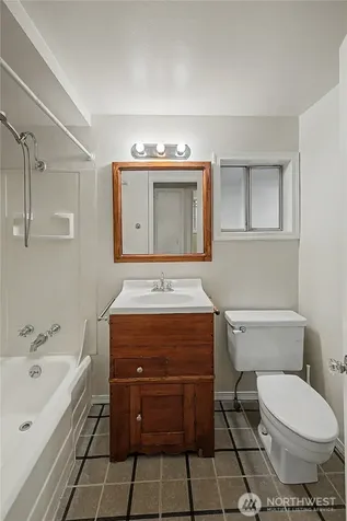 10255 41st Avenue SW Seattle WA 98146