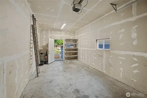 10255 41st Avenue SW Seattle WA 98146