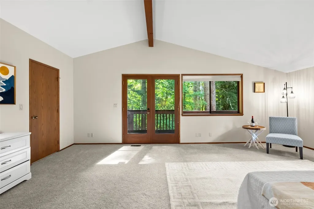 2723 NE Heron Pond Lane Poulsbo WA 98370