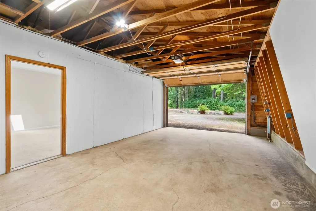 2723 NE Heron Pond Lane Poulsbo WA 98370