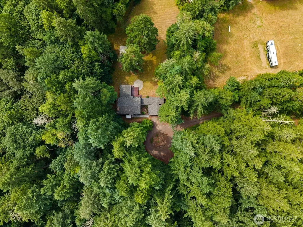 2723 NE Heron Pond Lane Poulsbo WA 98370
