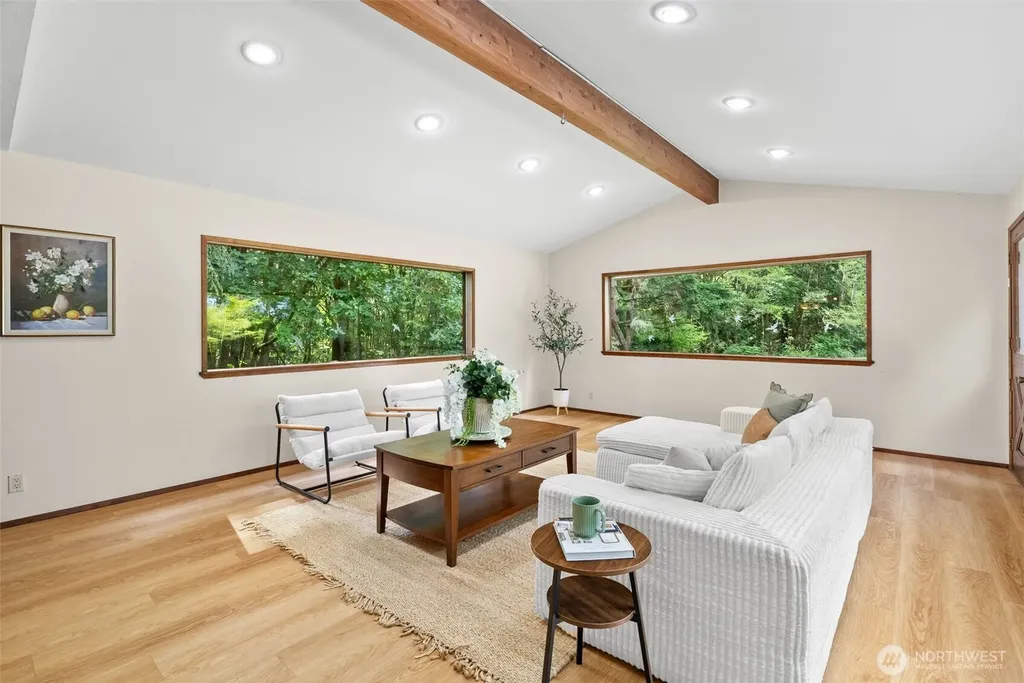 2723 NE Heron Pond Lane Poulsbo WA 98370