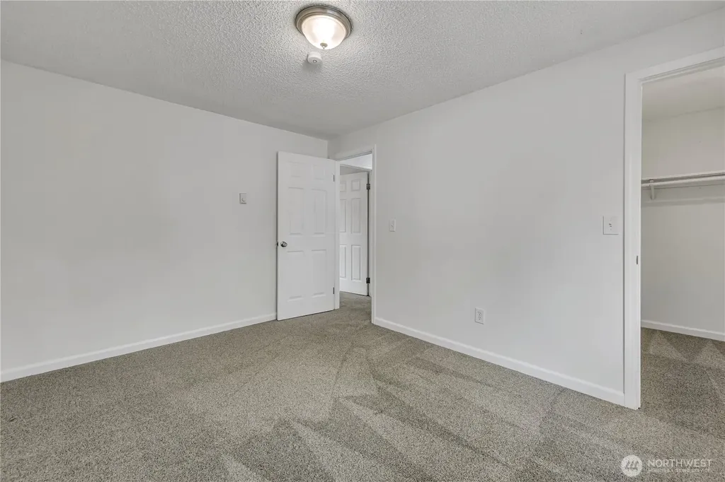210 E 36th Street Tacoma WA 98404