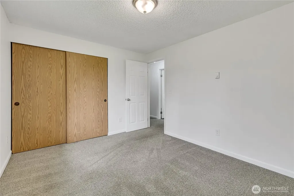 210 E 36th Street Tacoma WA 98404
