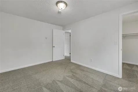210 E 36th Street Tacoma WA 98404