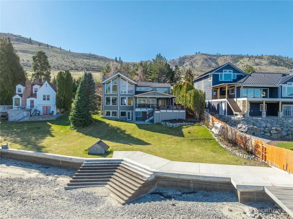 21 Grace Lane Chelan WA 98816