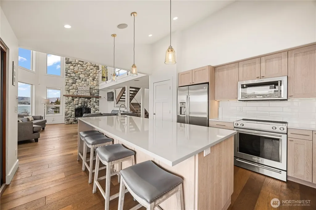 21 Grace Lane Chelan WA 98816