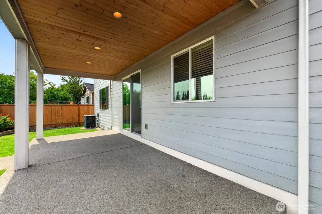 30160 61st Avenue S Auburn WA 98001