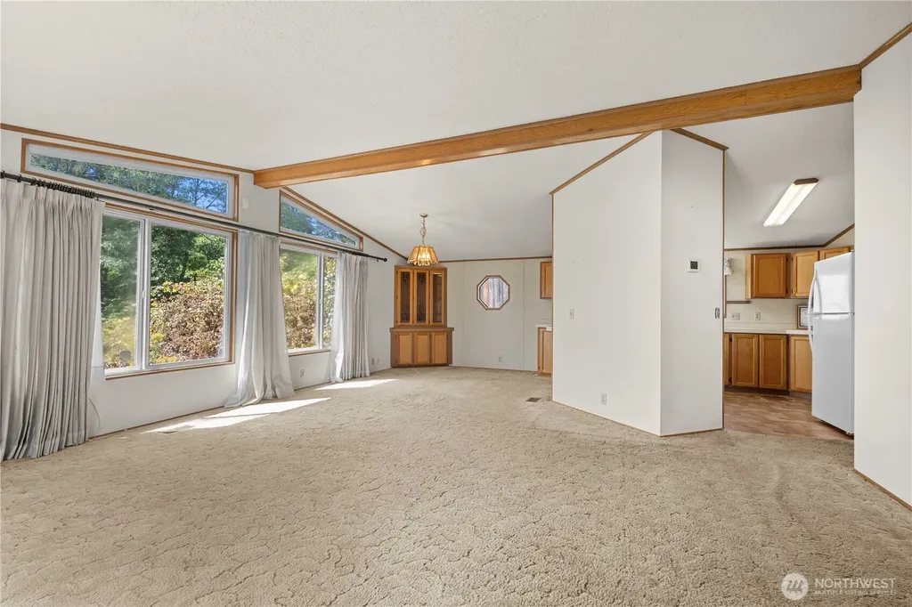 812 68th Avenue E Fife WA 98424