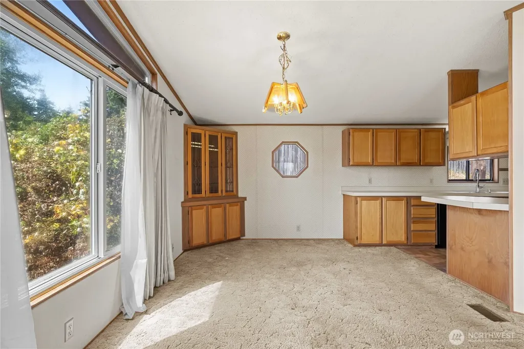 812 68th Avenue E Fife WA 98424