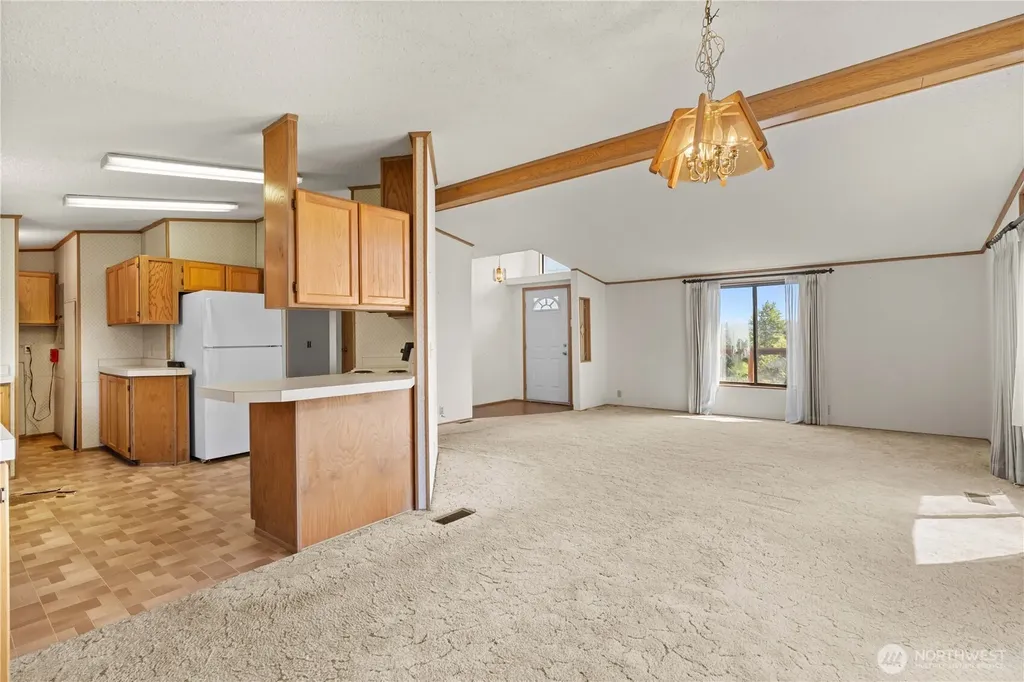 812 68th Avenue E Fife WA 98424