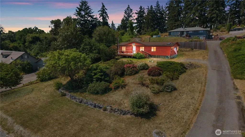 812 68th Avenue E Fife WA 98424