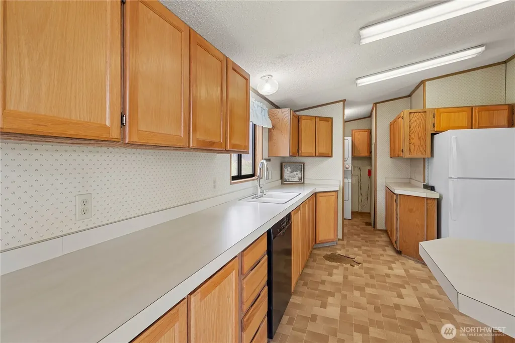 812 68th Avenue E Fife WA 98424