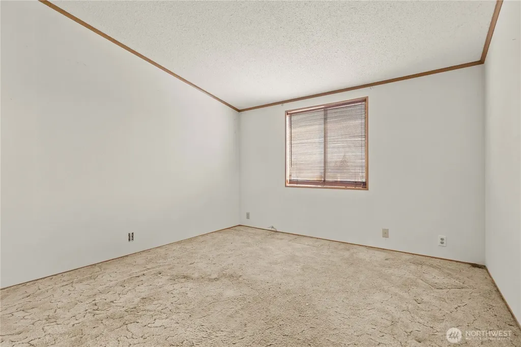 812 68th Avenue E Fife WA 98424
