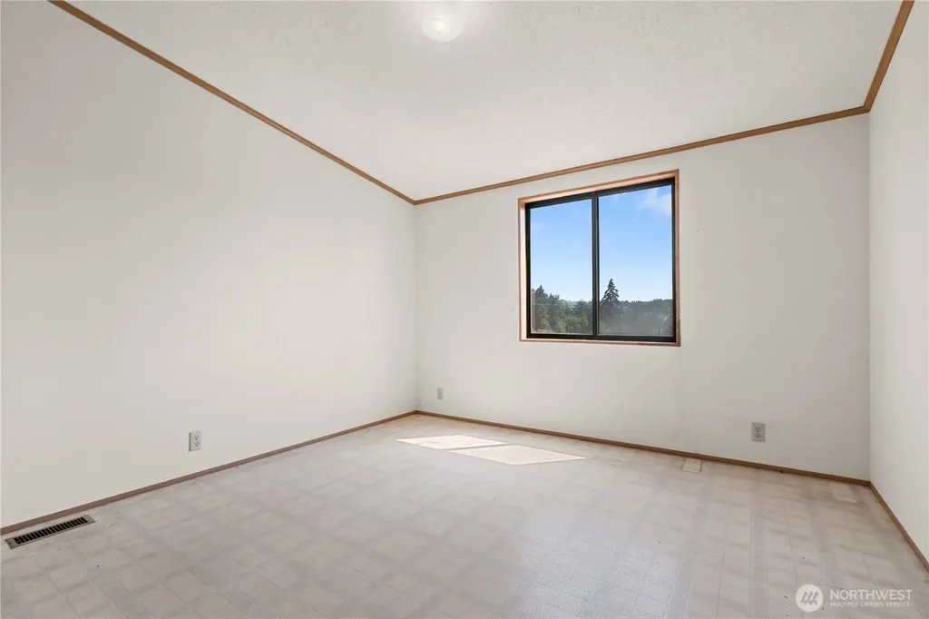 812 68th Avenue E Fife WA 98424