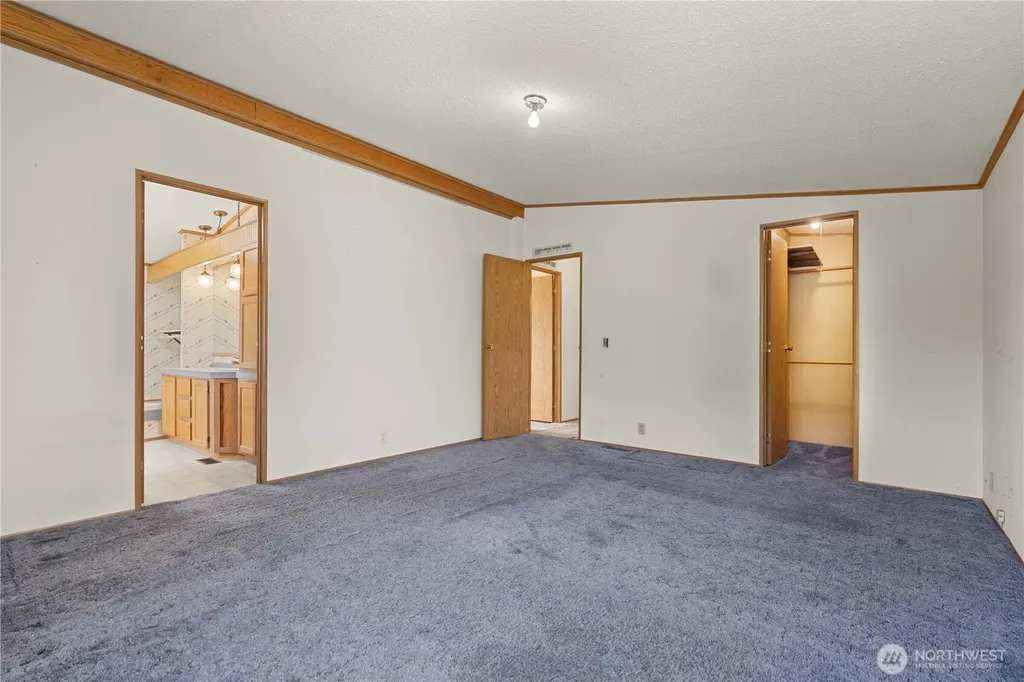 812 68th Avenue E Fife WA 98424