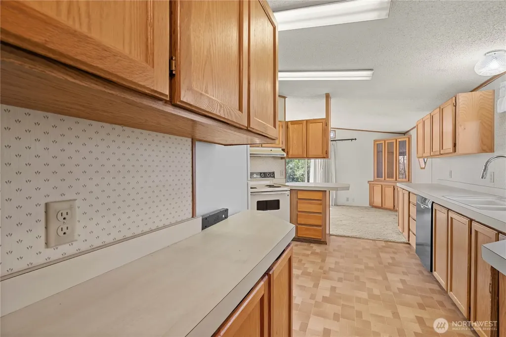 812 68th Avenue E Fife WA 98424