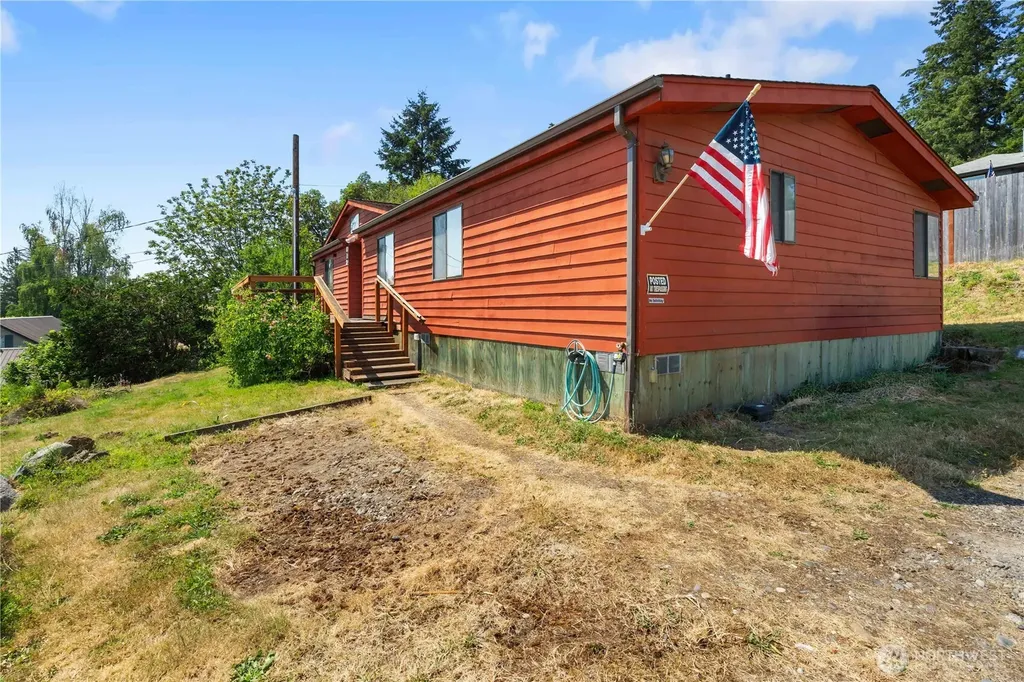 812 68th Avenue E Fife WA 98424