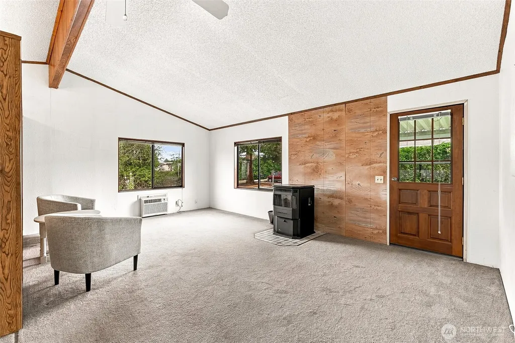 3611 I Street NE Auburn WA 98002