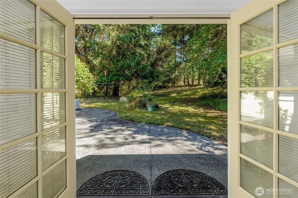 465 Kirner Road Sequim WA 98382