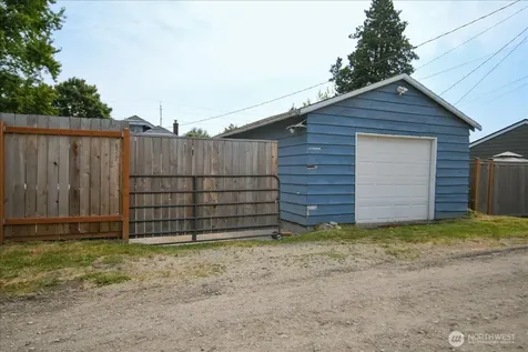 3614 S Ainsworth Avenue Tacoma WA 98418