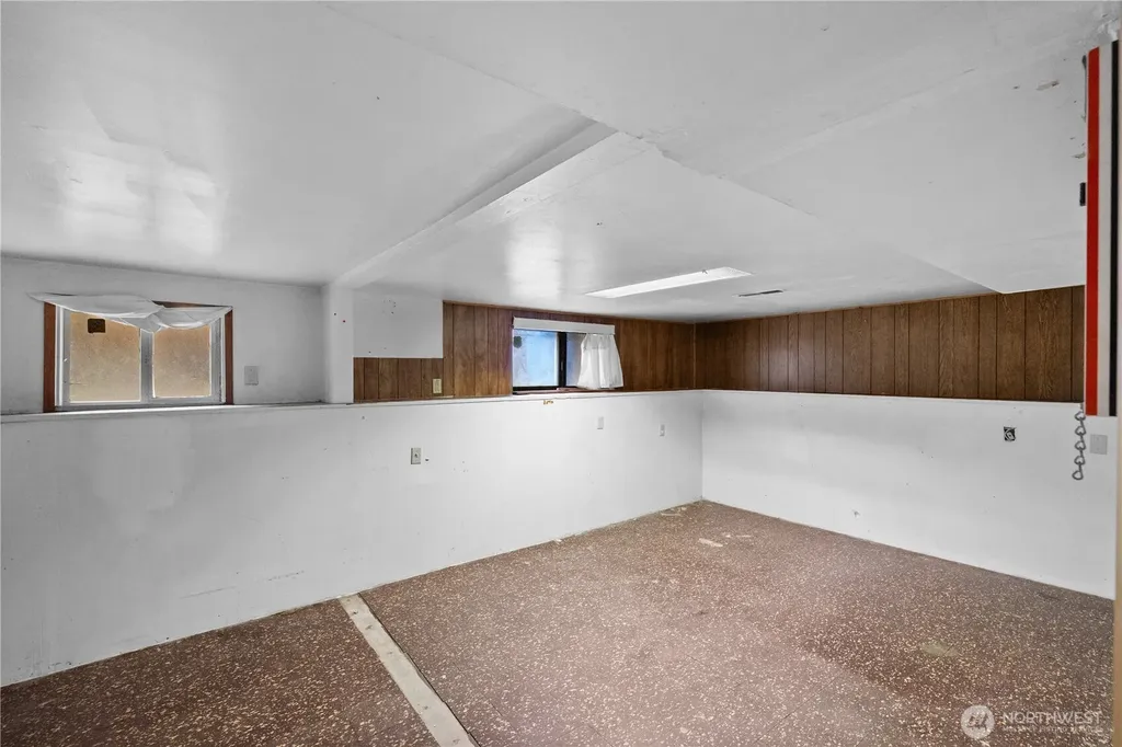 6412 17th Avenue NW Seattle WA 98107