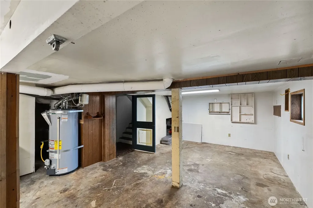 6412 17th Avenue NW Seattle WA 98107