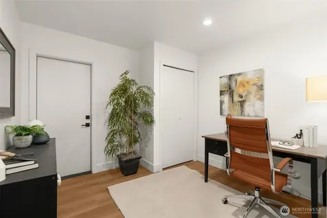 9211 12th Avenue NE Seattle WA 98115