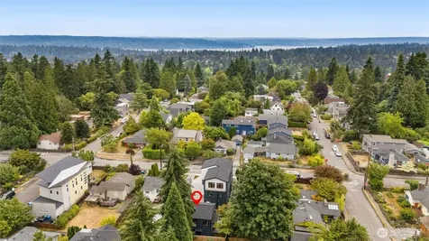 9211 12th Avenue NE Seattle WA 98115