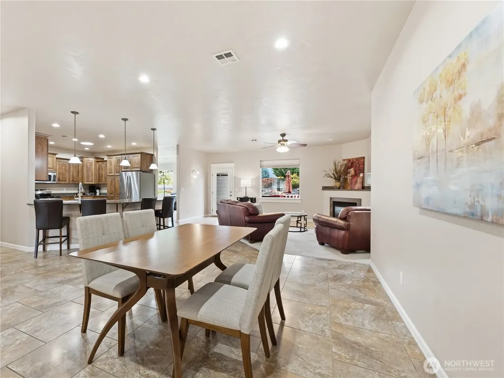 20 Luther Court Malaga WA 98828