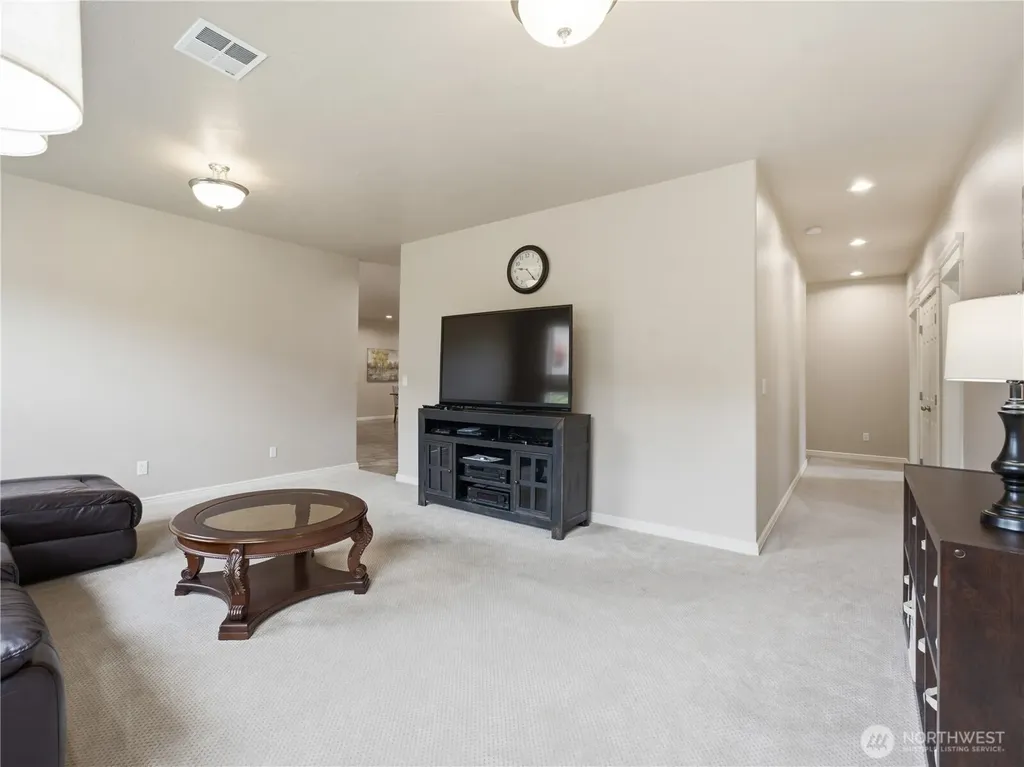 20 Luther Court Malaga WA 98828