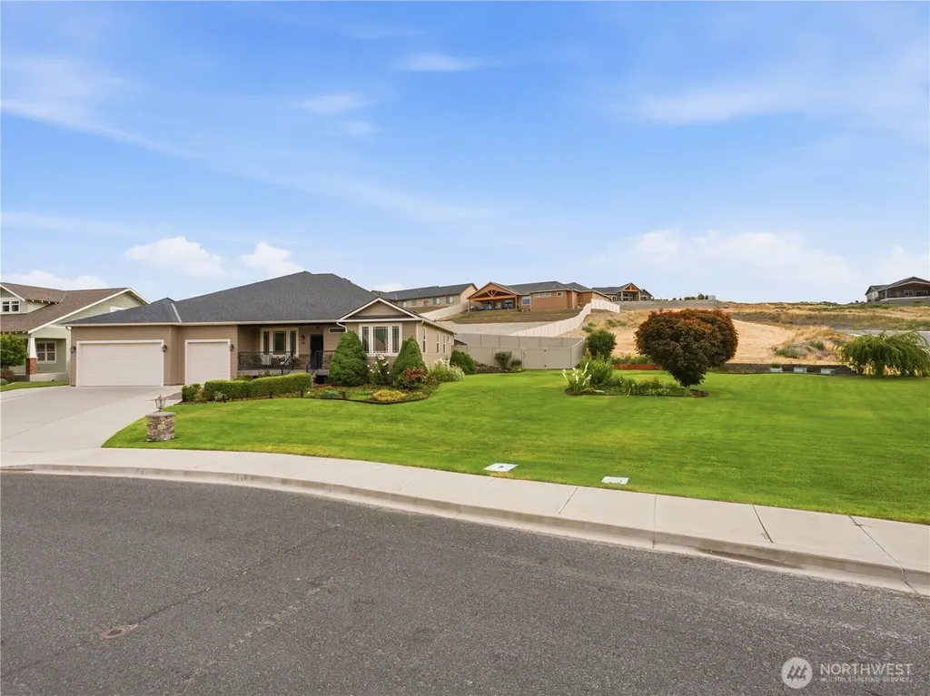 20 Luther Court Malaga WA 98828