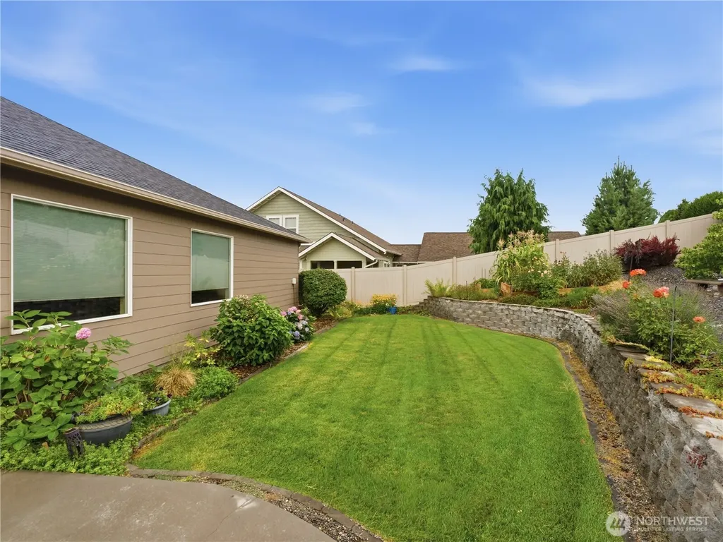 20 Luther Court Malaga WA 98828