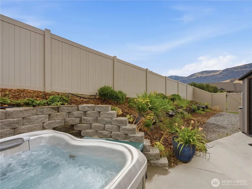 20 Luther Court Malaga WA 98828