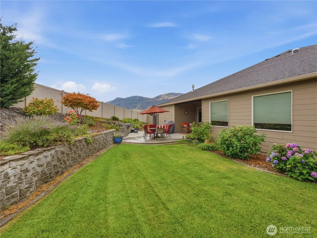 20 Luther Court Malaga WA 98828