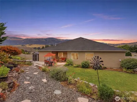 20 Luther Court Malaga WA 98828
