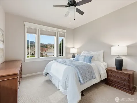 20 Luther Court Malaga WA 98828