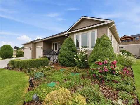 20 Luther Court Malaga WA 98828