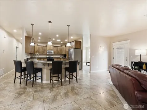 20 Luther Court Malaga WA 98828