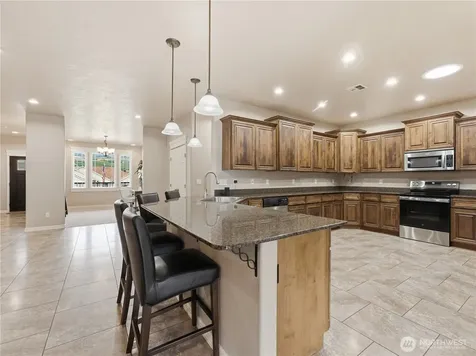 20 Luther Court Malaga WA 98828
