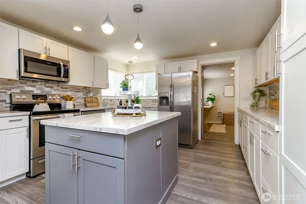 9810 119th Street SW Lakewood WA 98498